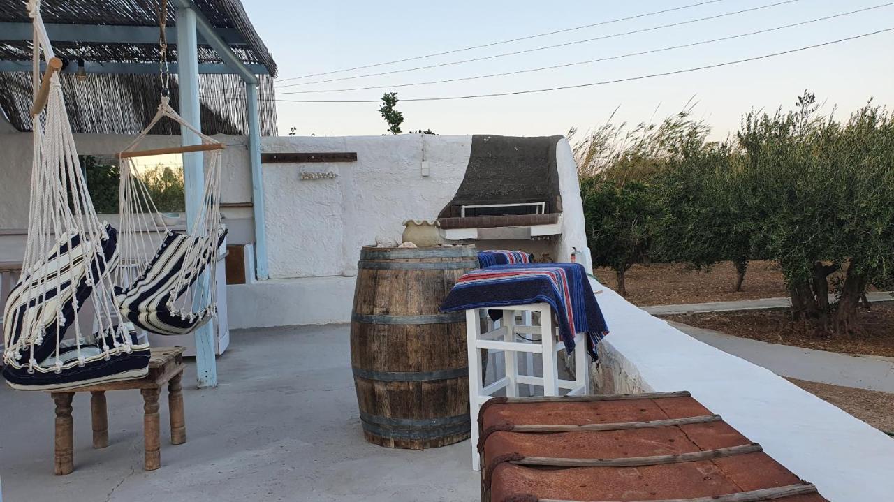 Golden Beach, Little Troll House 3 Chrisi Akti (Paros) Exterior foto