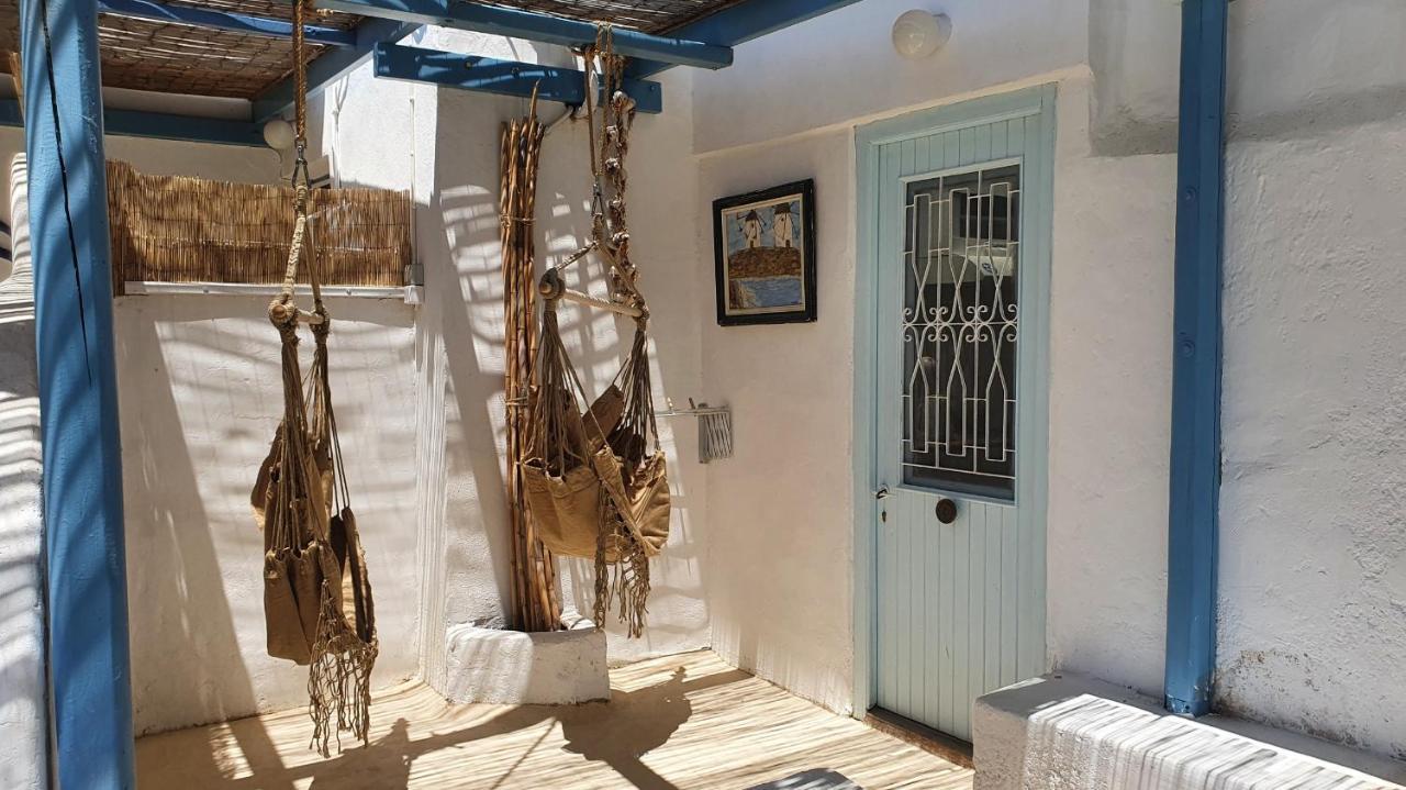 Golden Beach, Little Troll House 3 Chrisi Akti (Paros) Exterior foto