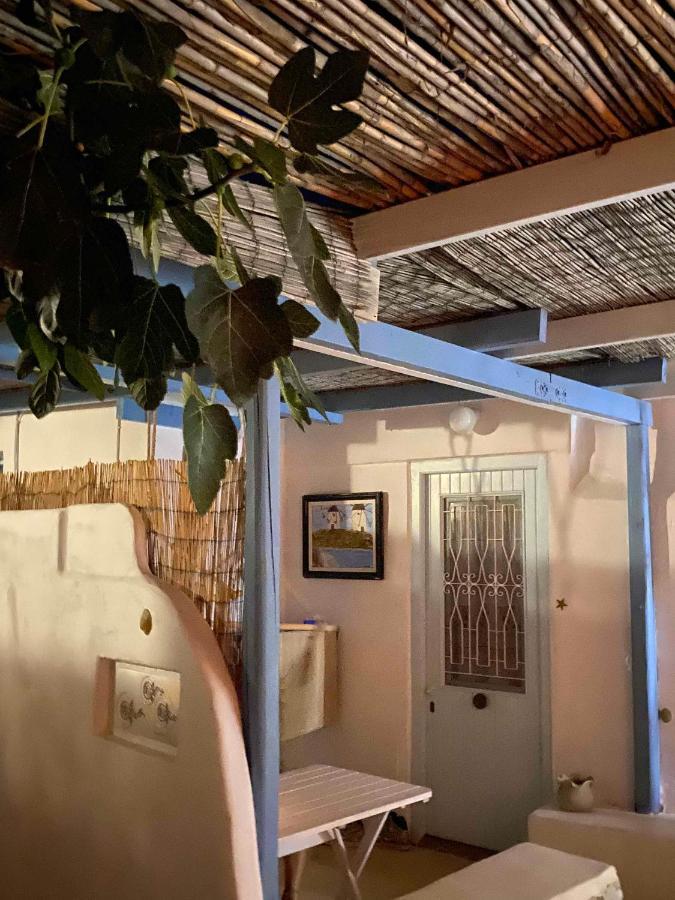 Golden Beach, Little Troll House 3 Chrisi Akti (Paros) Exterior foto